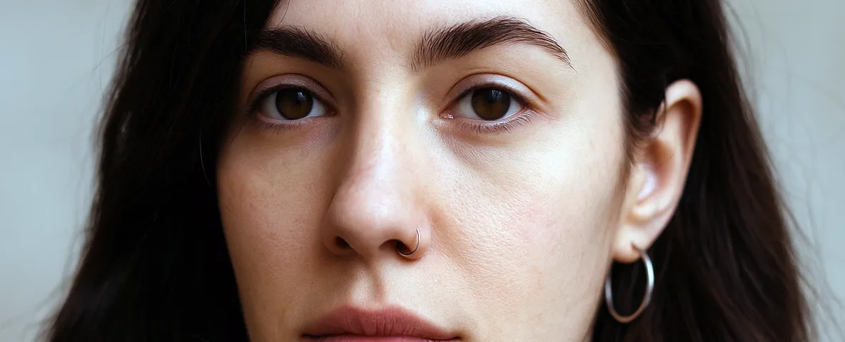 Por qué no poner piercing de aro en la primera visita