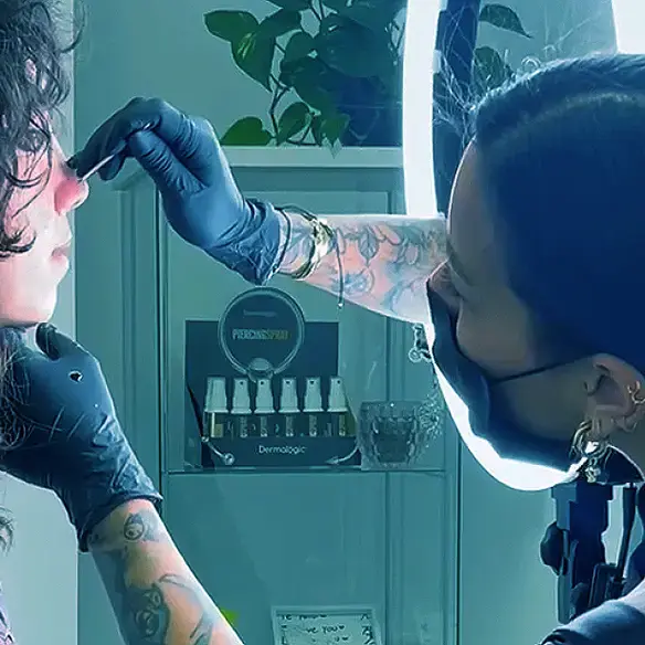 piercing-sarria-bonanova-blu-piercer